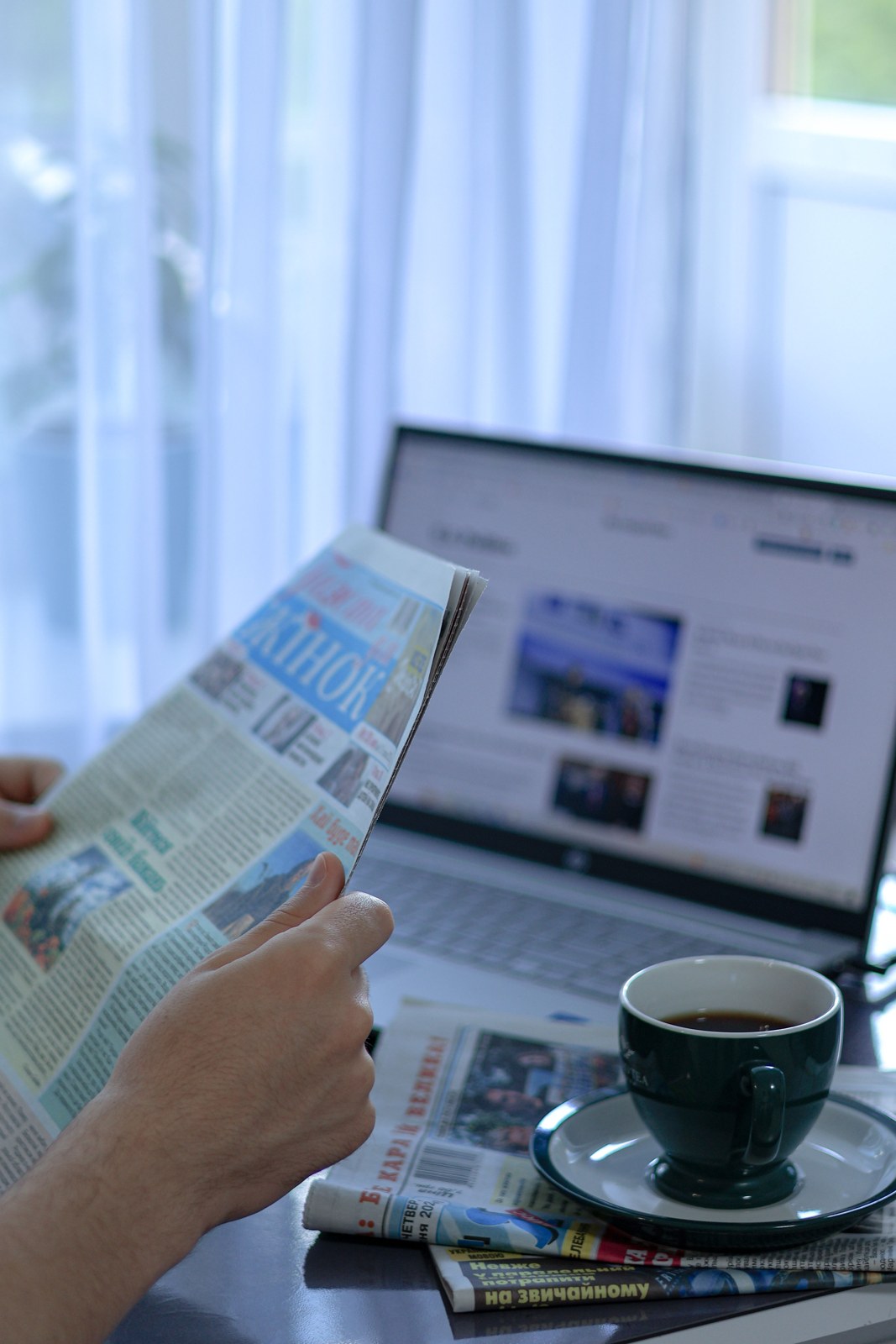 Un moment pour lire les dernières nouvelles